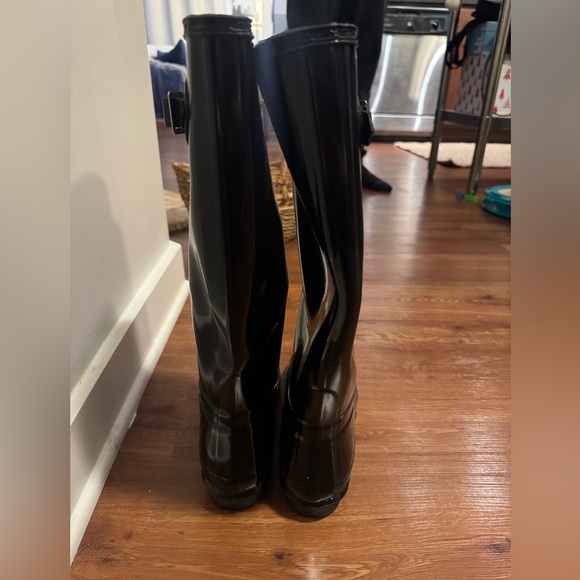Hunter Black Rain Boots (Tall) - Picture 4 of 6